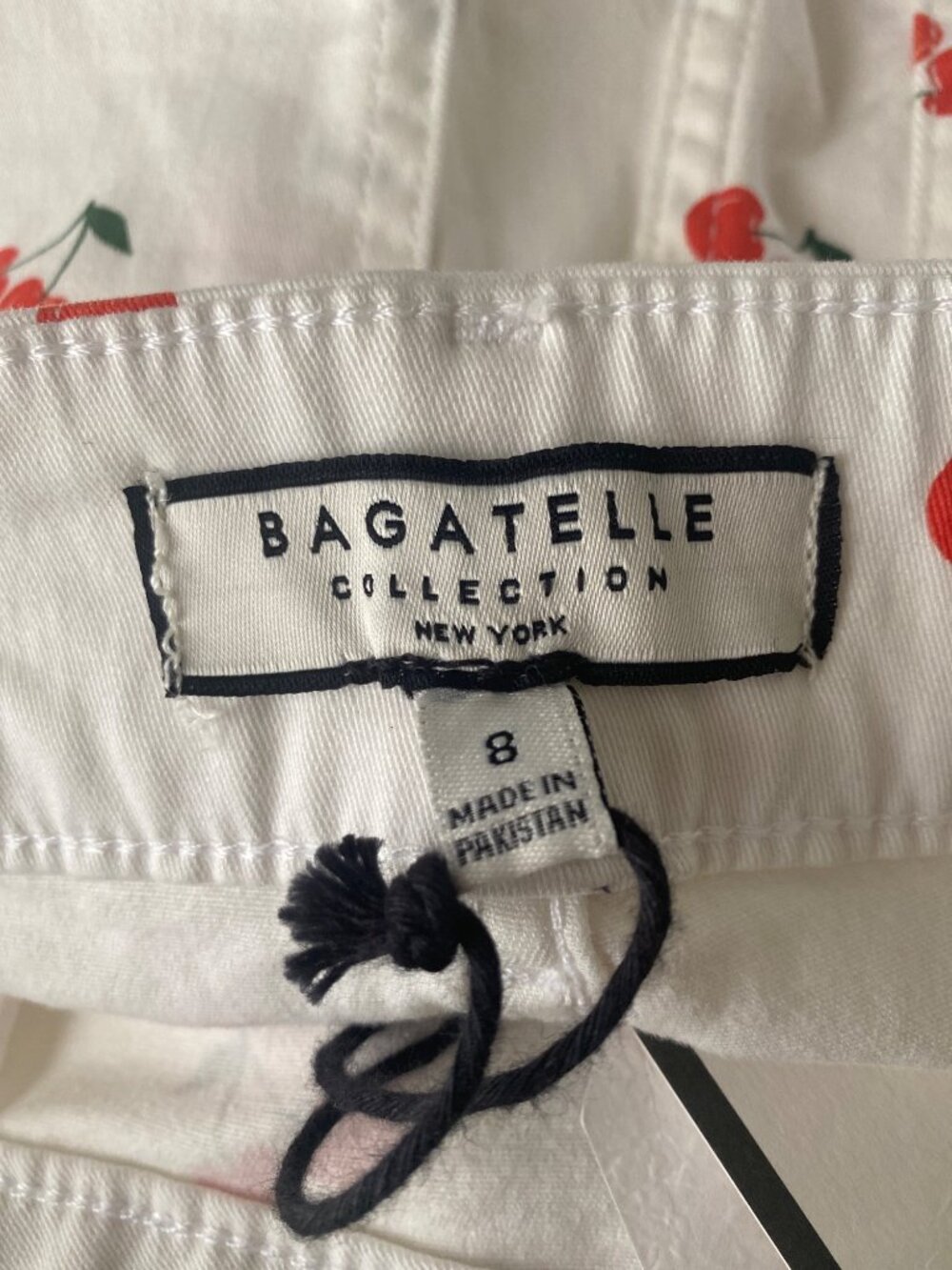 New! Bagatelle Cropped Wide Leg Pants With Red Cherry Print Women's Size 8 - Picture 7 of 9